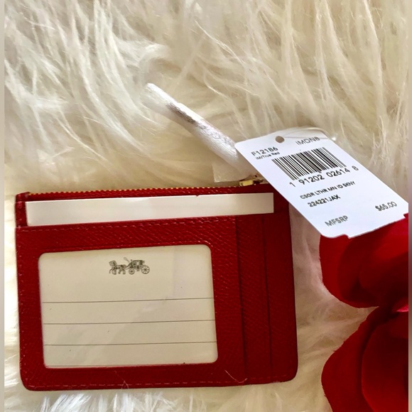 Mini Coach ID Case - Picture 3 of 4